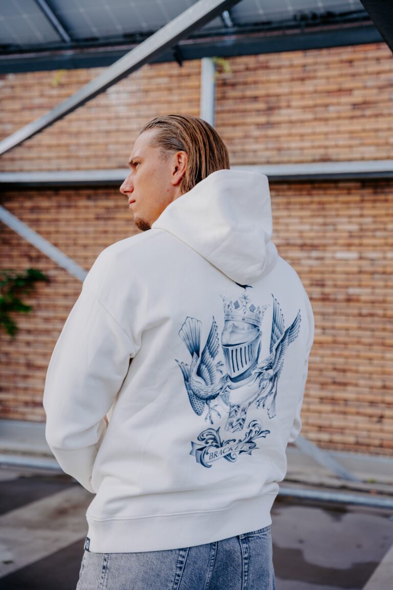 BRACKET x Tattoo Boetz Helmond hoodie crème, achterkant
